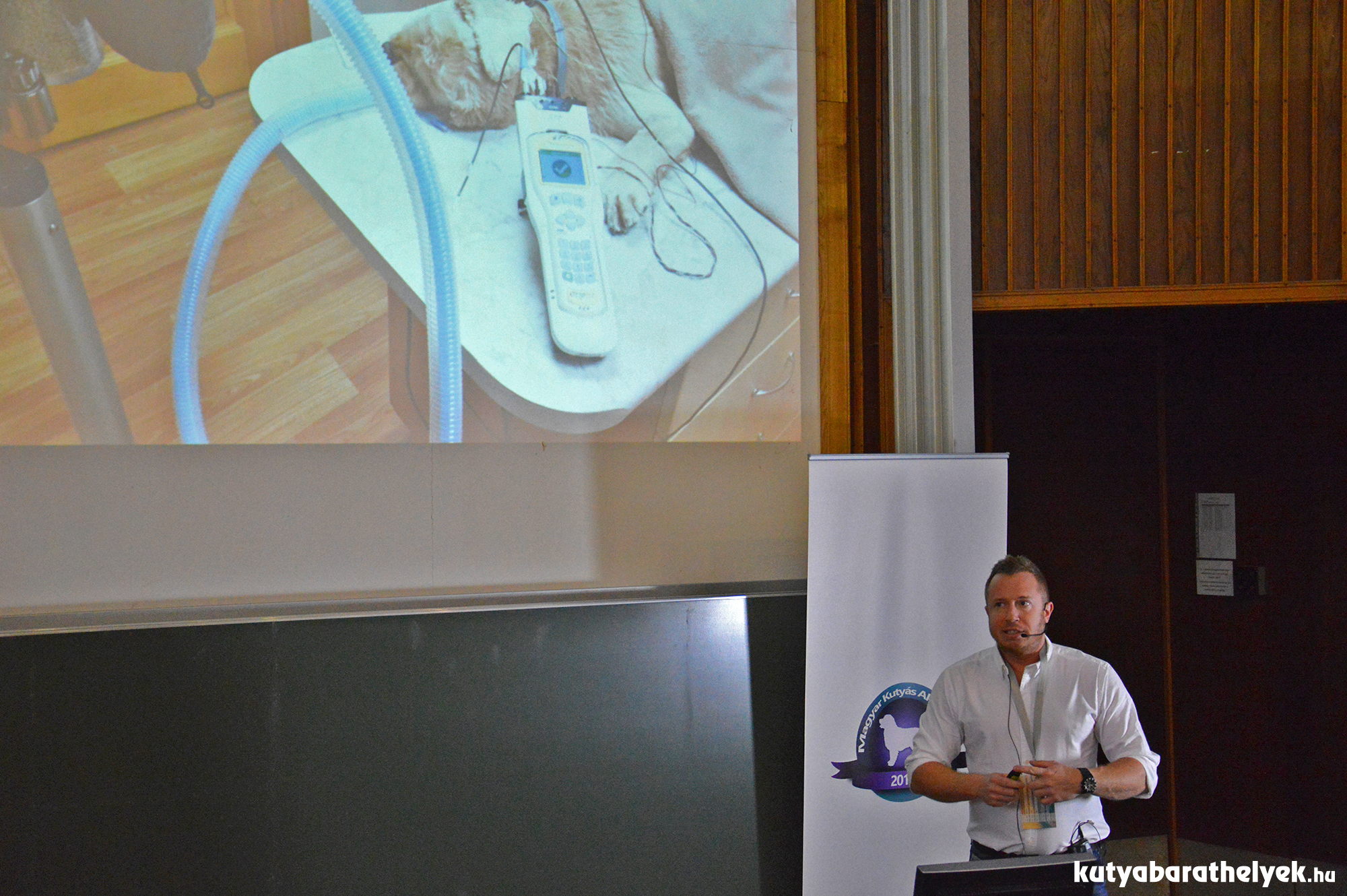 Dr. Bendzsel Dániel előadása a kutyák hallásáról