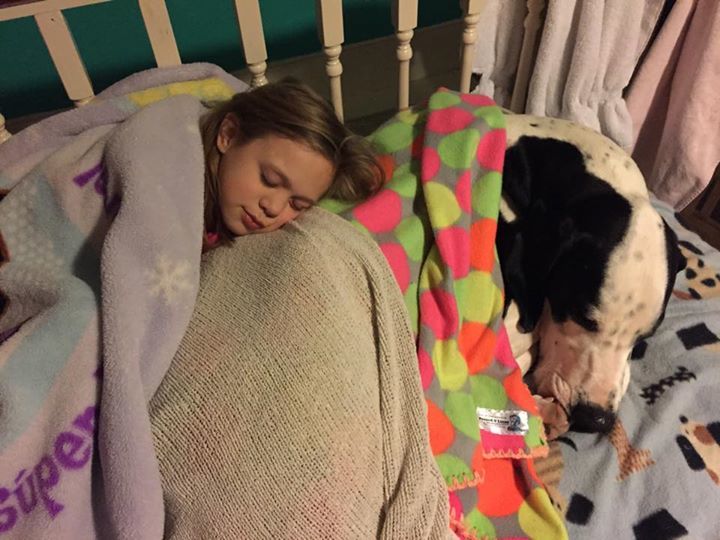 Bella és George - Alvás együtt