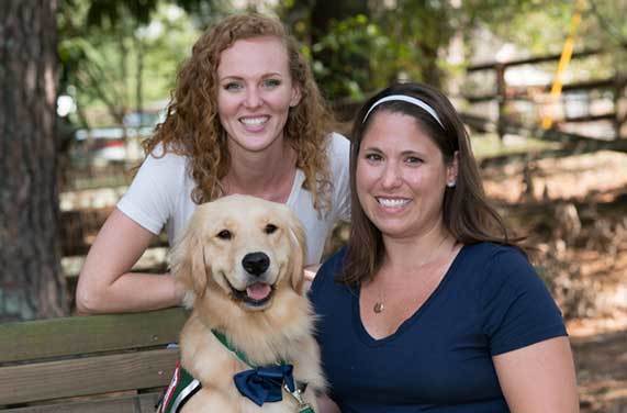 Kaia és vezetői: Ashley Kane és Alicia Cesare