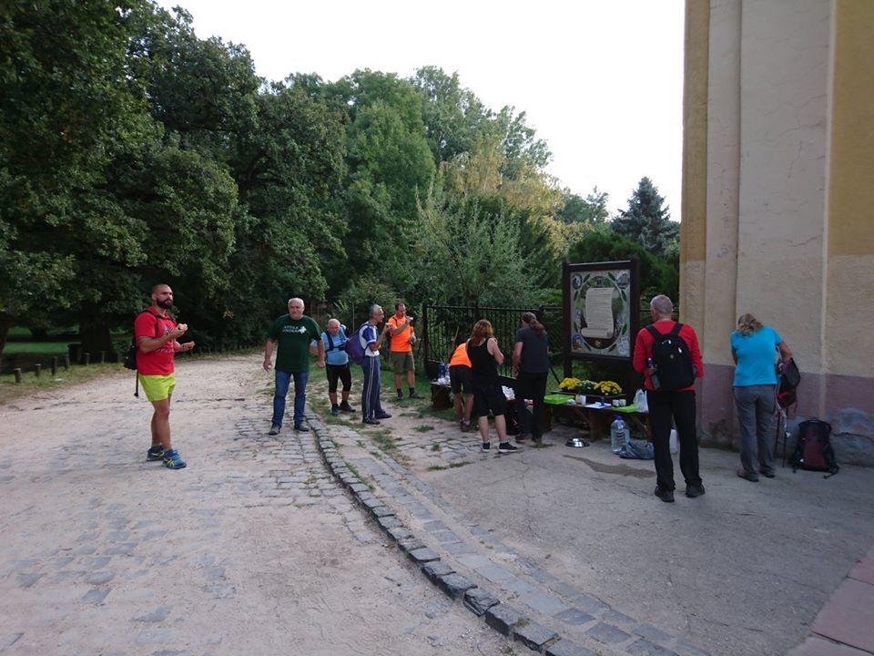 Pihenő a Virágh Gedeon emléktúrán