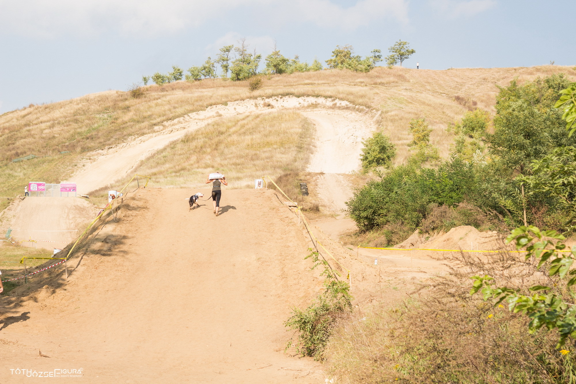Kemény emelkedőket kellett legyőznie a kutyásoknak