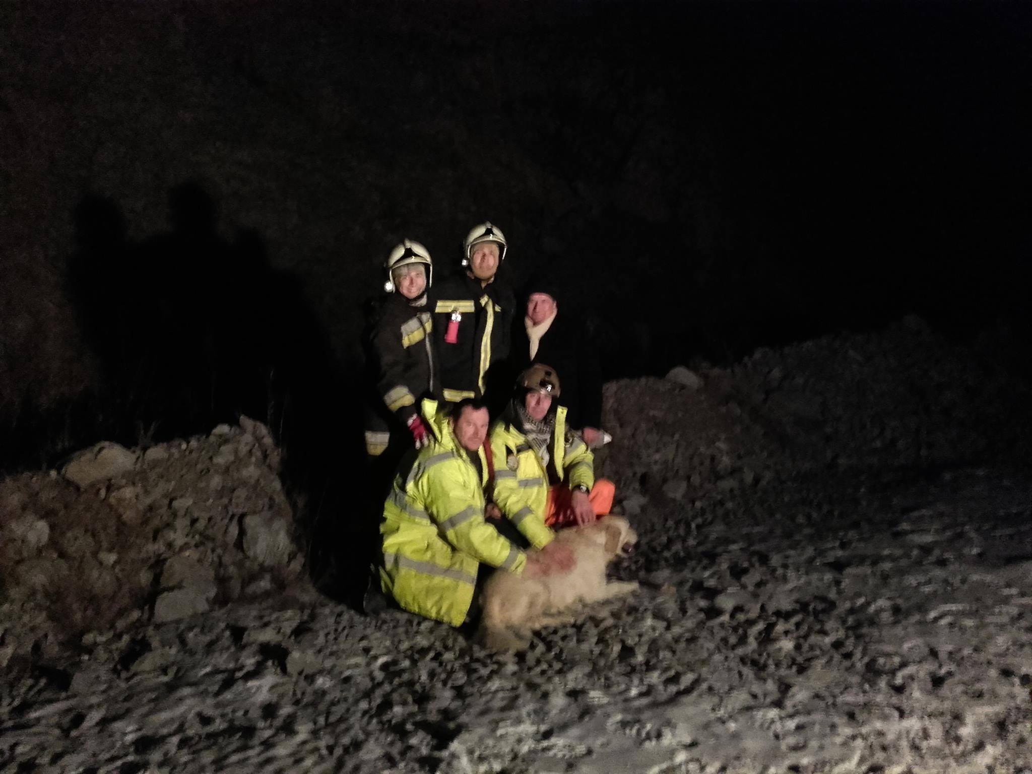 A kalandot szerencsésen megúszta a kutya hála a mentőcsapatnak!