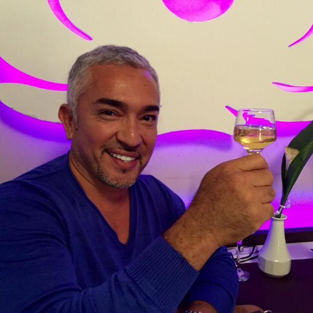 Cesar a magyar pálinkát is megkóstolta Budapesten