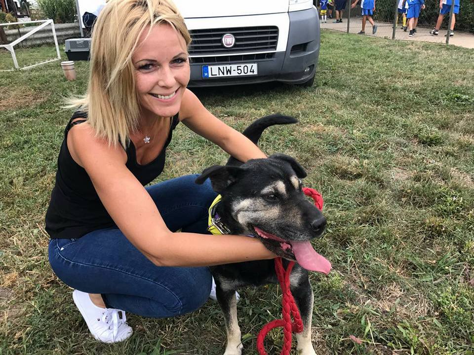 Cézár, a csapat kabalakutyusa