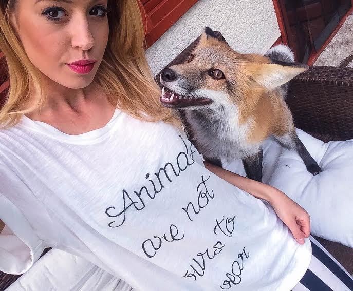 Rusty, a róka is nemet mond a szőrmére