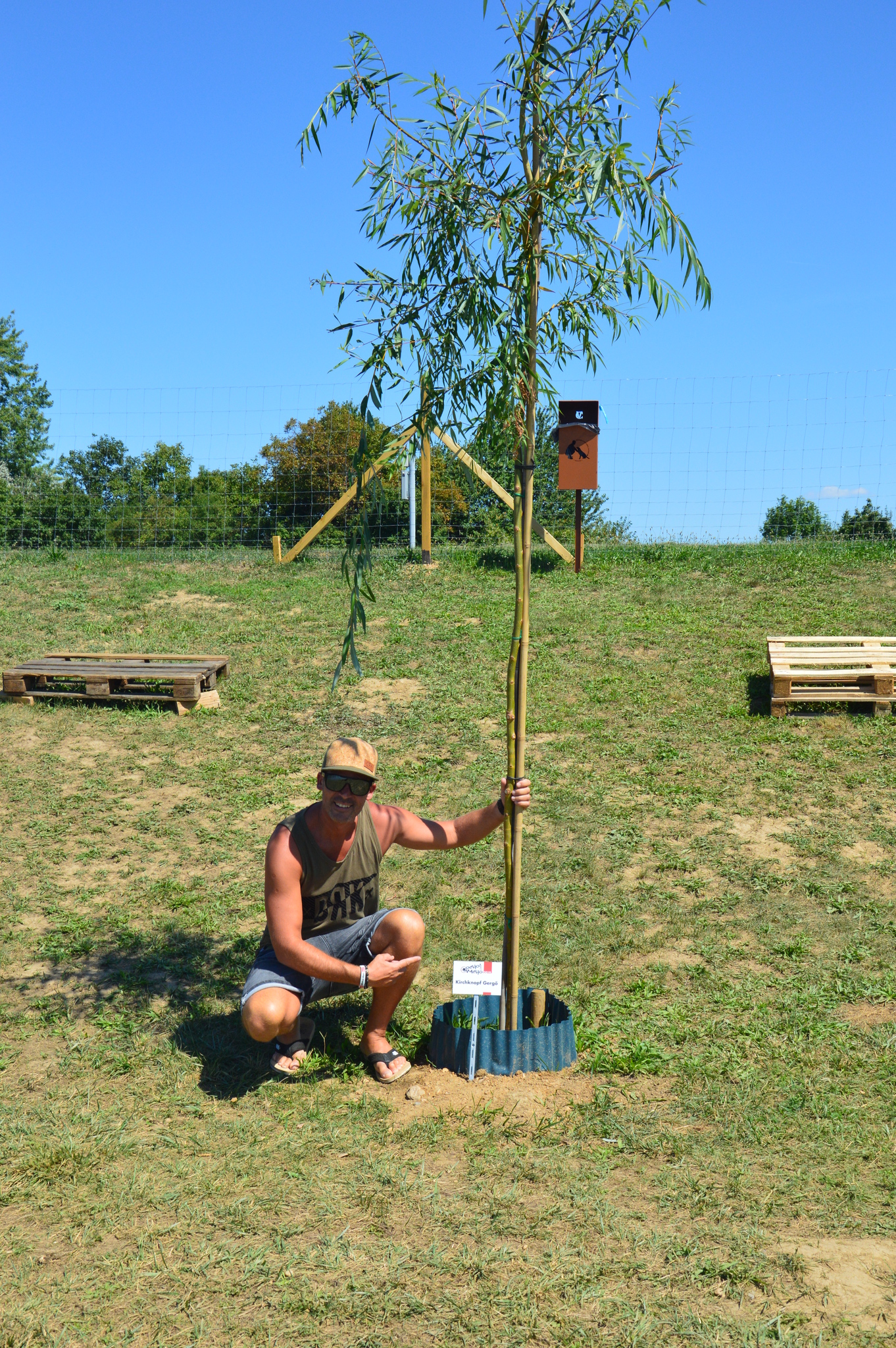 Kirchknopf Gergő a Kőszgi kutyastrand avatóján
