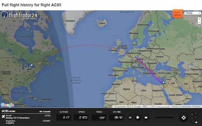 A repülőgép útvonala. Frankfurtban szálltak le, hogy megmentsék a kutyát