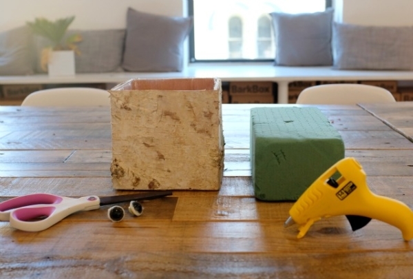 Az eszközök, amire szükséged lesz a kutyás virágcsokor elkészítéséhez