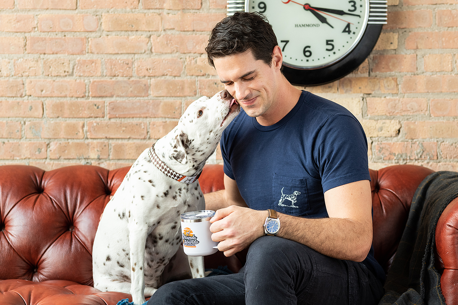 15 perc pihenés, egy kávé és természetesen kedvencünk mellettünk... a tökéletes kikapcsolódás!