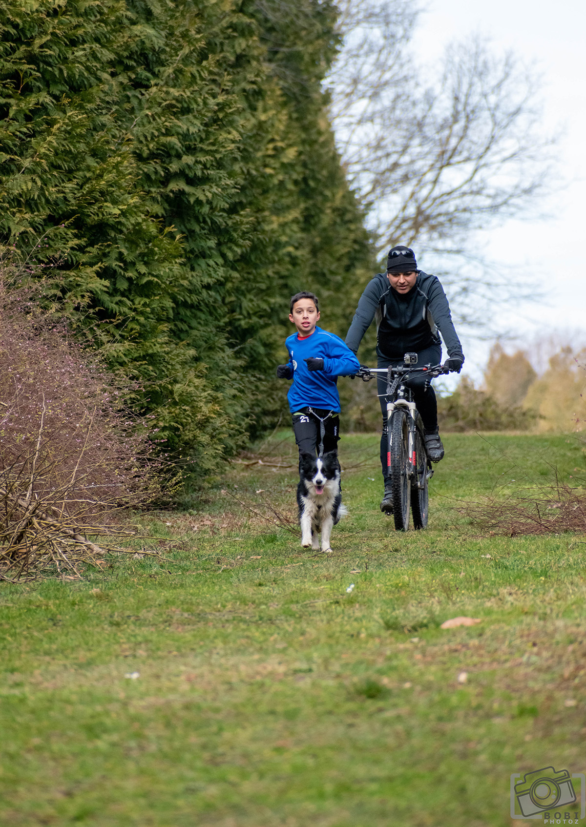 Több mint négy kilométeres pályán edzettek a kutyások