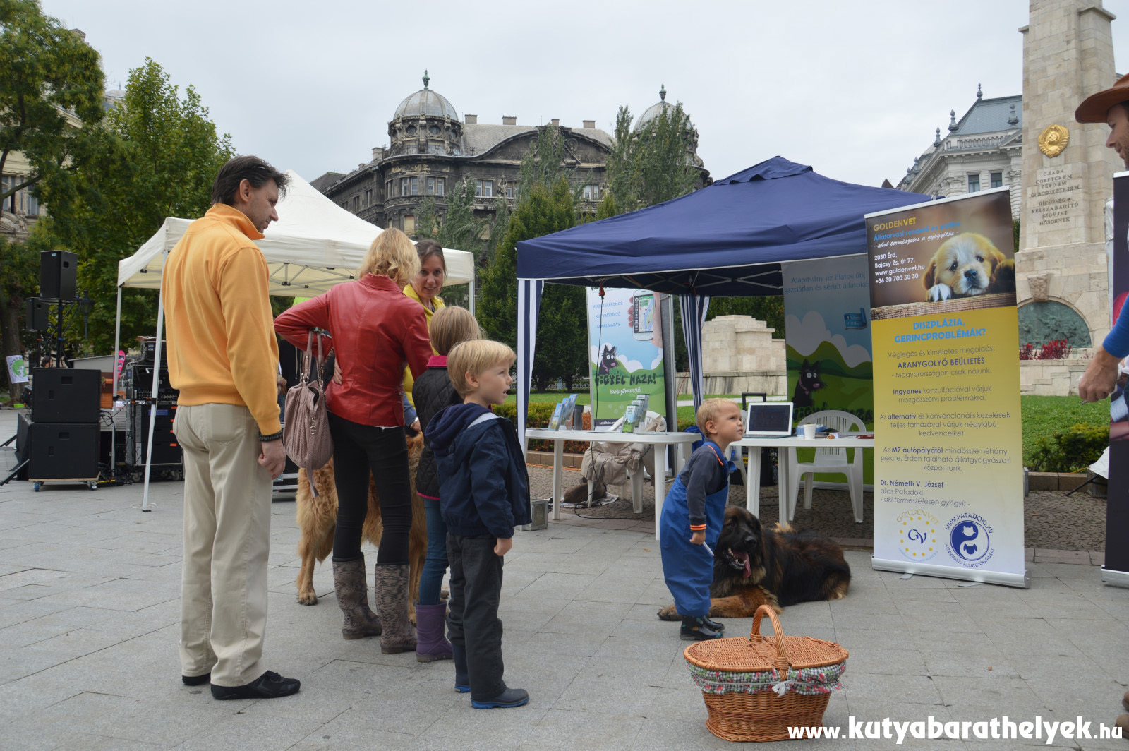A piknikkosár sem maradhatott otthon!