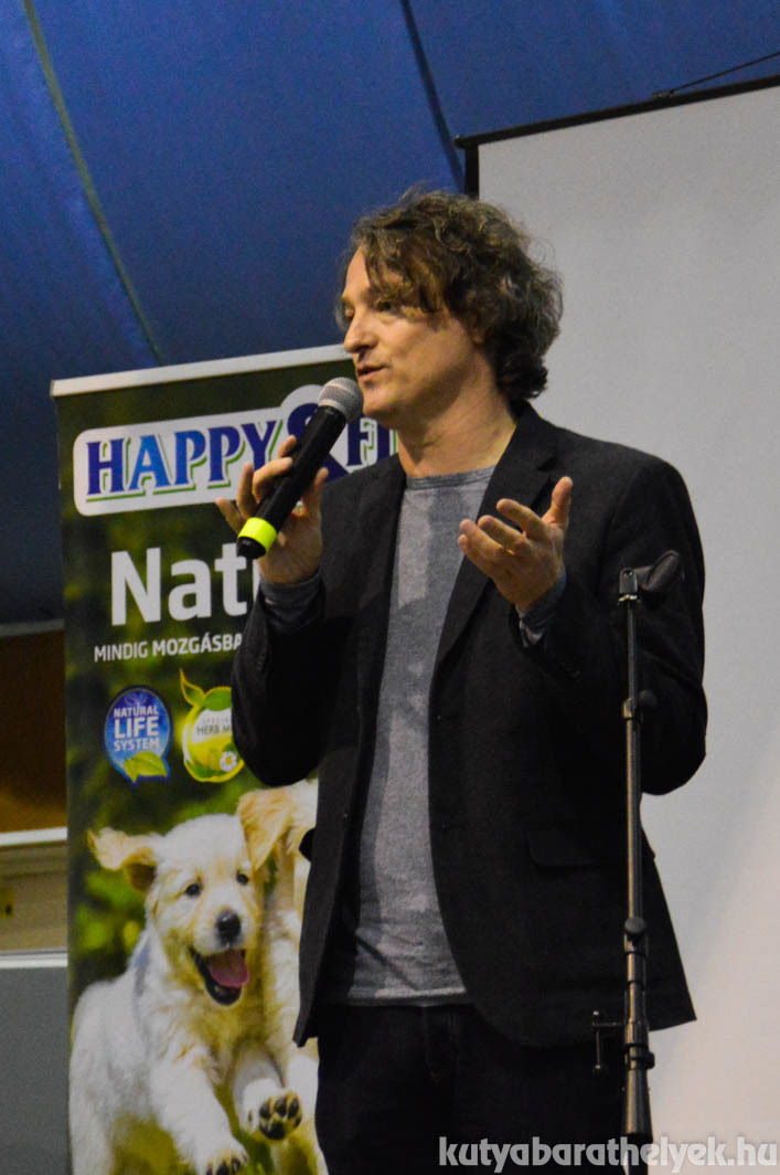Beleznay Endre Válogatott állatságokat adott elő