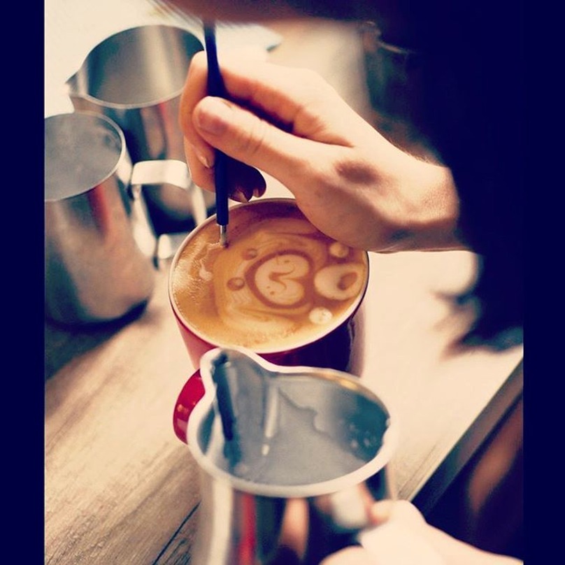 Így készül a kutyás cappuccino