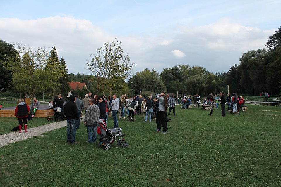 A Tacskó Találkozó helyszíne: Kolostorok és Kertek Rendezvényterület (Veszprém)