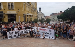 Az állatbarát Szurkolók Baranyában is fellépnek az állatkínzás ellen 