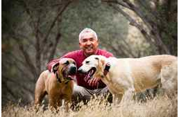 Cesar Millan újra Magyarországon - Apa és fiai együtt a színpadon