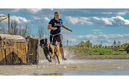 Feszegesd a határaidat a Dogs Cross kutyás terep akadályfutó versenyen!