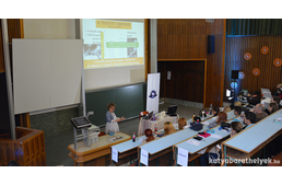 Mindent a kutyáinkért - iskolapadba ültek a kutyások