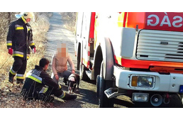 40 méter magas sziklafalon rekedt kutyát mentettek a tűzoltók